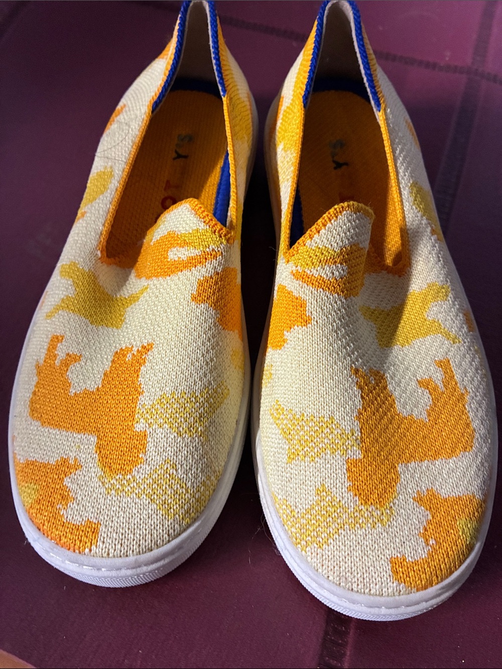 Rothys kids size 1 yellow llama camo sneakers